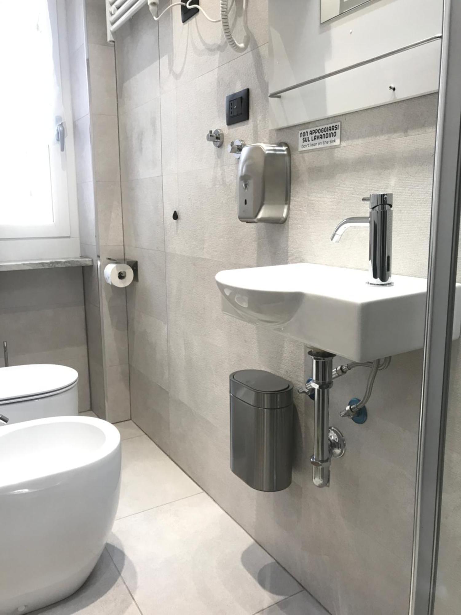 Drooms 4,0 Domotic Smart Self 24h,7 Vicino Treni Porta Susa E Centro Storico *