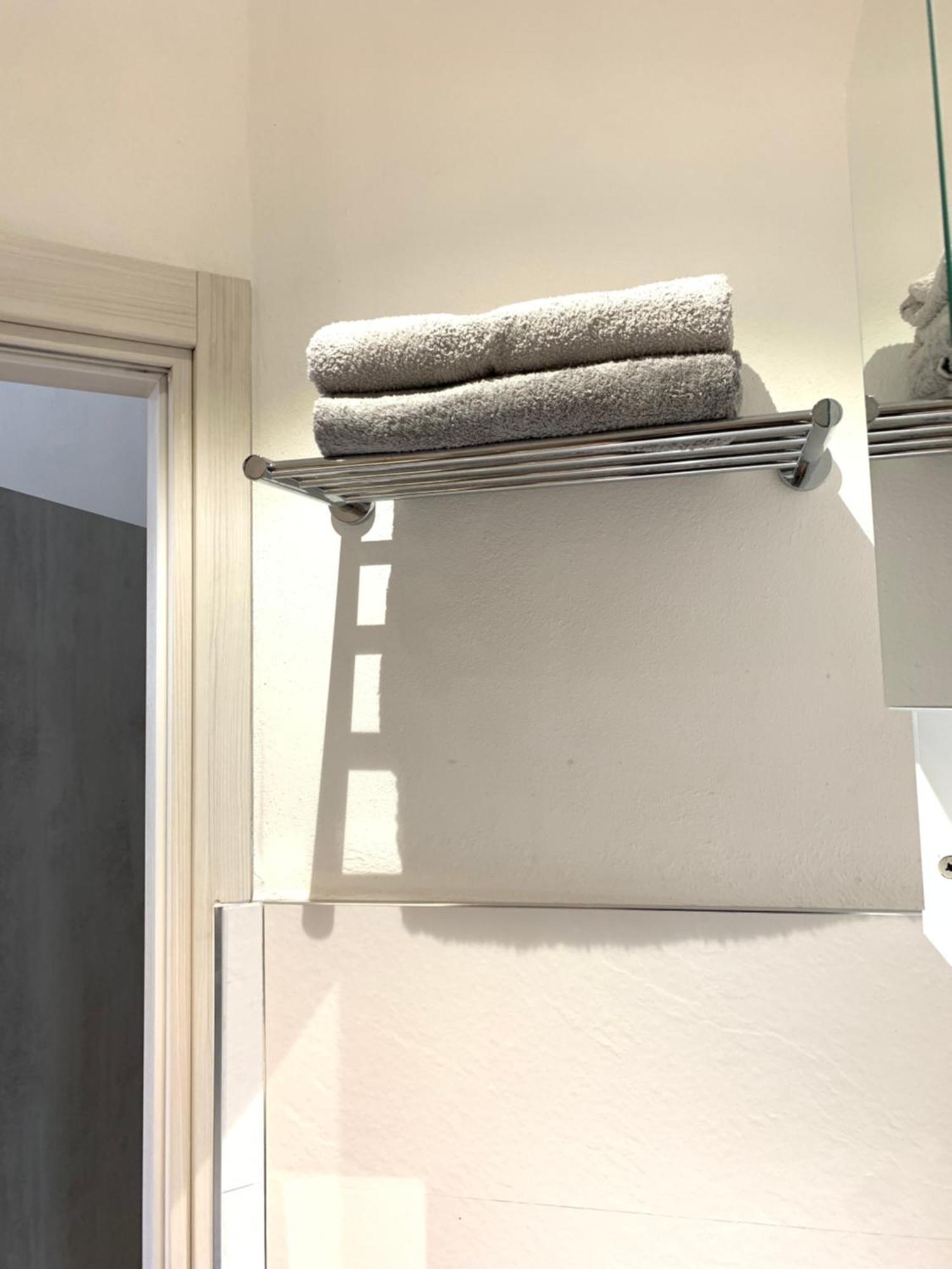 Drooms 4,0 Domotic Smart Self 24h,7 Vicino Treni Porta Susa E Centro Storico Maison d'hôtes Turin